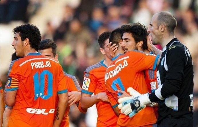 El Valencia derrota al Córdoba en El Arcángel