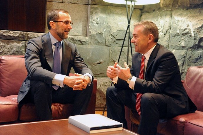 Reunión de Rivero con el embajador de EEUU