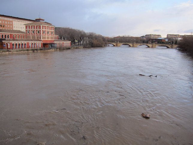 Río Ebro a su paso por Logroño