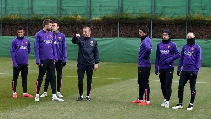 Entrenamiento Barcelona Iniesta Suárez Piqué Mascherano Rafinha Busquets