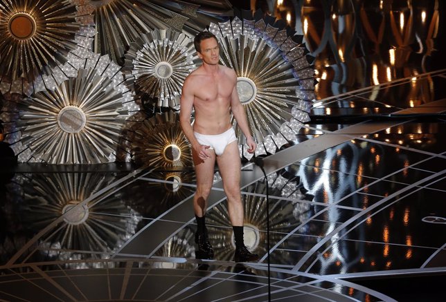 Neil Patrick Harris en calzoncillos en la gala de los Oscar