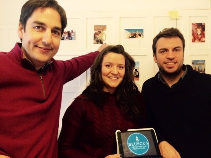 Equipo de Bluscus con Jacobo Camba, Catherine García y Pablo Mariño