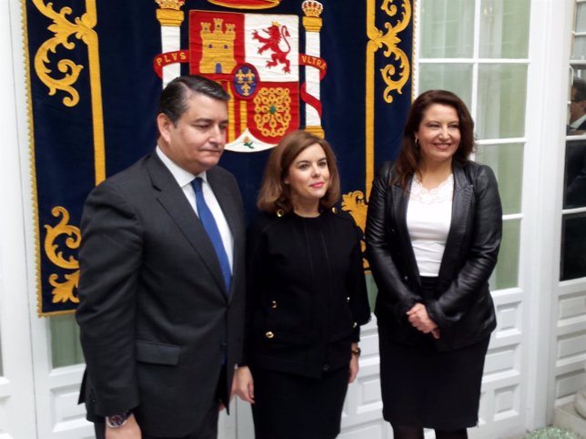 Antonio Sanz, Soraya Sáenz de Santamaría y Carmen Crespo