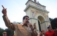 Maduro promete "firmeza absoluta, chillen los gringos o no"