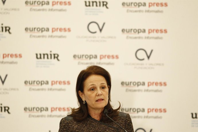 Montserrat Gomendio en los Desayunos de Europa Press
