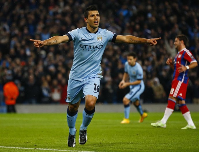 Agüero celebra un gol ante el Bayern de Múnich