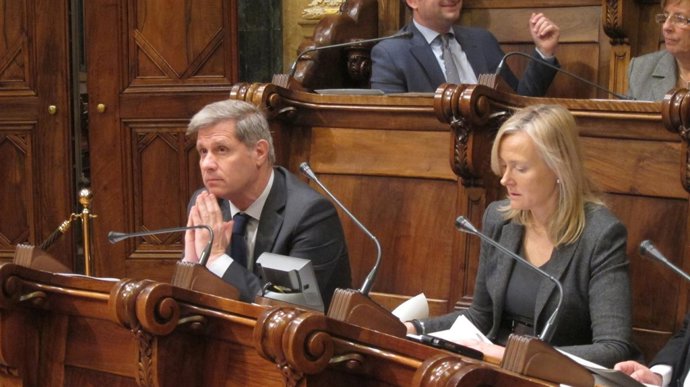 Alberto Fernández Díaz, Àngels Esteller (PP)