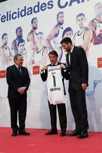 El Real Madrid ofrece la Copa del Rey en la Comunidad y el Ayuntamiento de Madrid