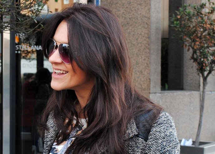 Laura Cuevas: "Kiko Rivera es un flojo"