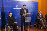 Echániz dice que el Consejo Interterritorial abordará "con profusión" la financiación de tratamientos contra hepatitis C