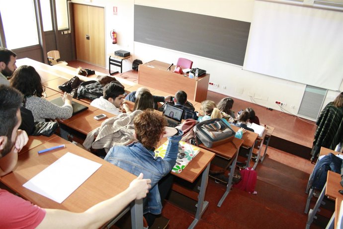 Universidad, Estudiantes, Clases, Libros, Profesora, Lorenzana, pizarra