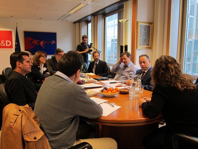 Tudanca en uno de los encuentros mantenidos en Bruselas. 