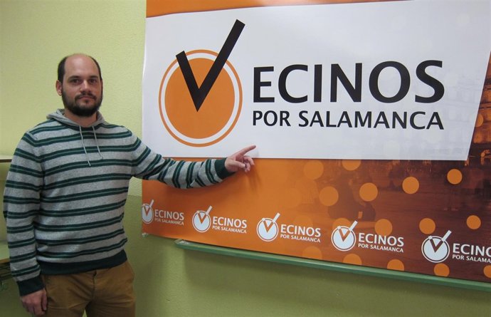 Chema Collados en la presentación de 'Vecinos por Salamanca'.