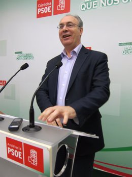 Durán en la sede del PSOE cordobés