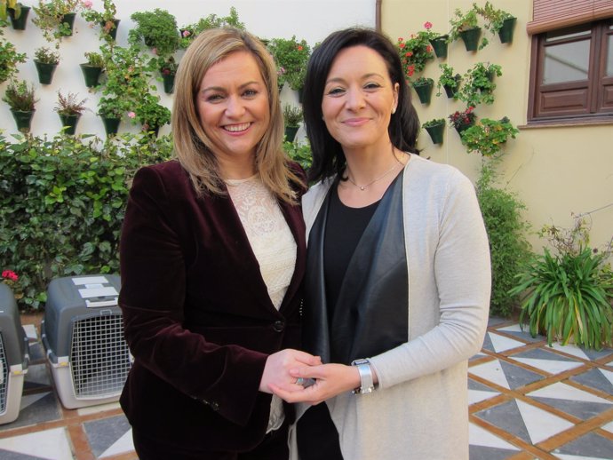 María Jesús Serrano y Rafi Crespín en la Delegación del Gobierno andaluz