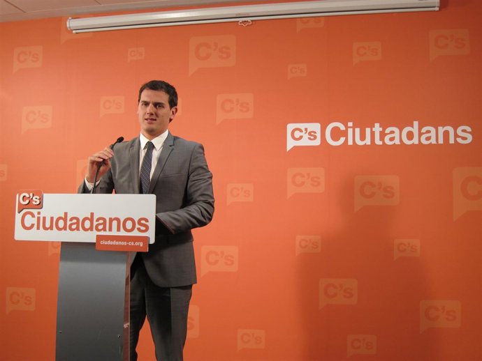 El líder de C's, Albert Rivera, en rueda de prensa