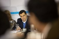 Sánchez se burla de Moreno ante Rajoy: "A duras penas conozco su nombre, como la mayoría de andaluces"