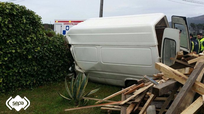 Accidente de tráfico en Valdés