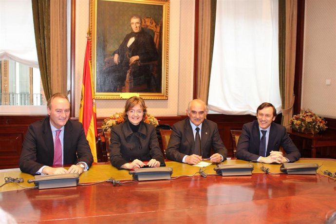 Imagen del encuentro entre Garre, Fabra, Hernando y García Tejerina