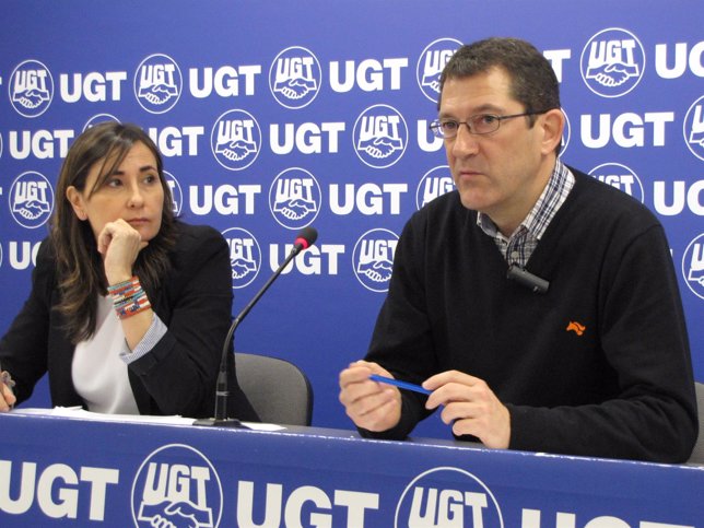 Javier Lecumberri y María Simón, de UGT Navarra.
