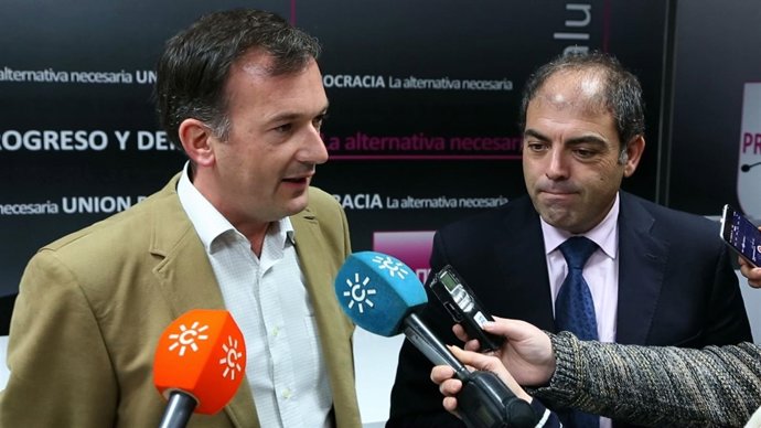 Martín de la Herrán, de UPYD, y Lorenzo Amor, de ATA