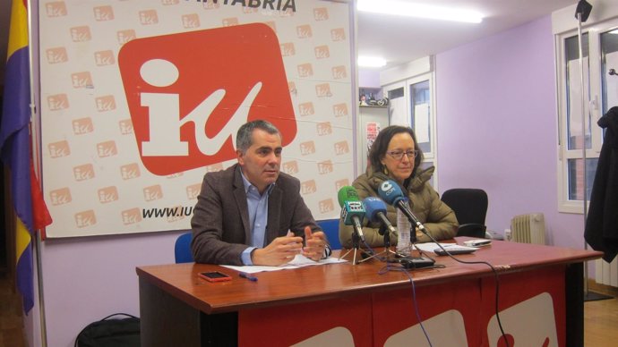 Miguel Saro y Merche Boix, candidatos de IU en Santander y Cantabria