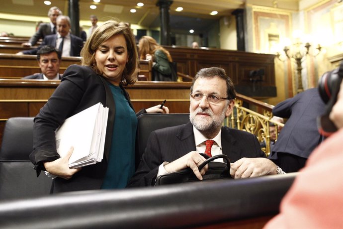 Soraya Saénz de Santamaría y Mariano Rajoy.