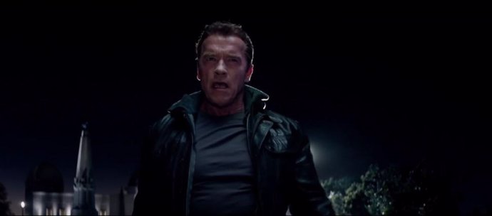  Arnold Schwarzenegger En Terminator: Génesis
