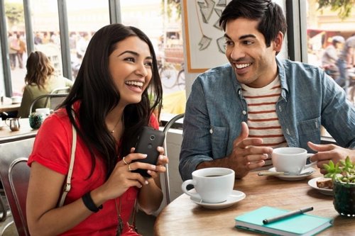 Foto lifestyle del Moto E 2015 de Motorola