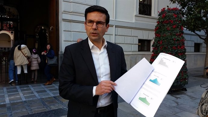 Francisco Cuenca, portavoz del PSOE en la capital granadina