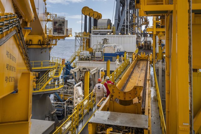 Plataforma de extracción de petroleo