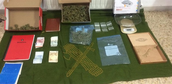 Efectos intervenidos por la Guardia Civil