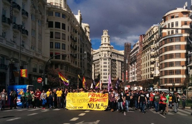 Manifestación de estudiantes contra el decreto 3+2 en Valencia