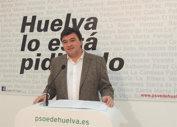 El candidato del PSOE a la Alcaldía de Huelva, Gabriel Cruz. 