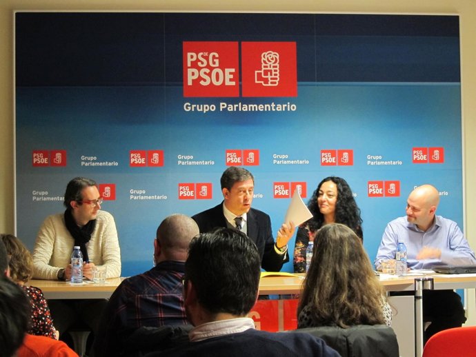El líder del PSdeG, José Ramón Gómez Besteiro, en unas jornadas sobre pobreza