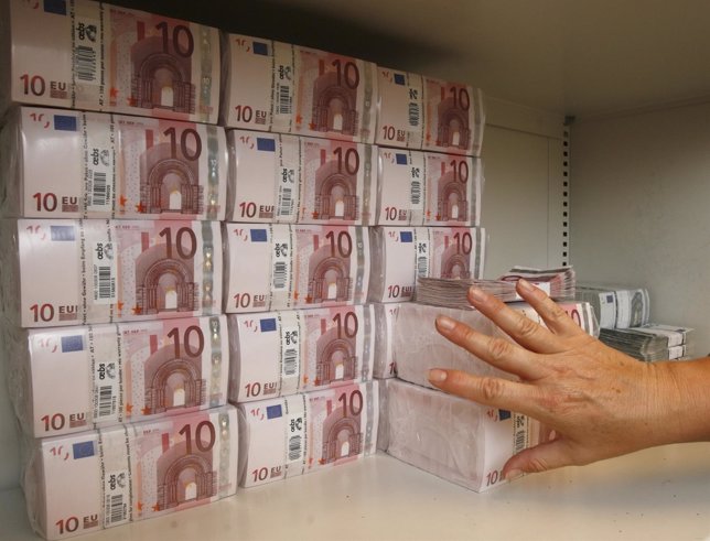 Los inversores sacaron de España 800 millones en 2014