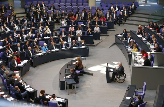 El Bundestag aprueba la extensión del rescate de Grecia