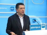 Carlos Cuevas espera que "caiga todo el peso de la Ley contra todos aquellos que intenten manchar el nombre del PP"