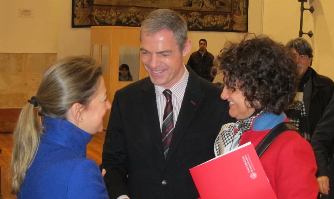  El Embajador De Francia En España Durante Su Visita A La USAL