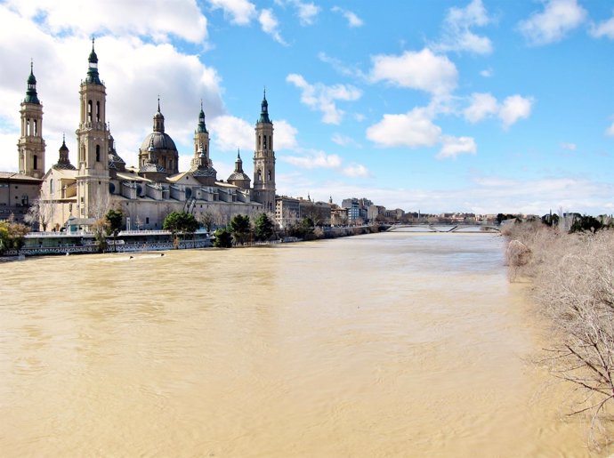Crecida del Ebro en febrero y marzo de 2015 en Zaragoza