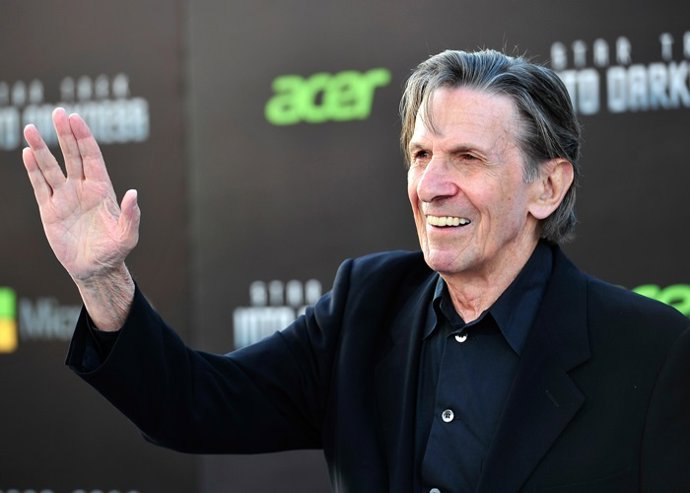 HOLLYWOOD, CA - MAY 14:  Actor Leonard Nimoy arrives at the premiere of Paramoun