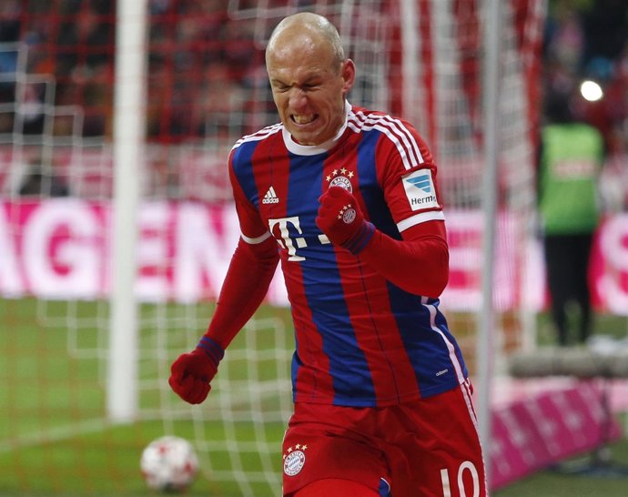 Arjen Robben celebra un gol con el Bayern ante el Colonia