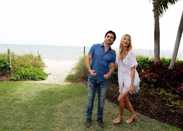 Juanes and supermodel Martha Hunt attend a photo opportunity to celebrate the Vi
