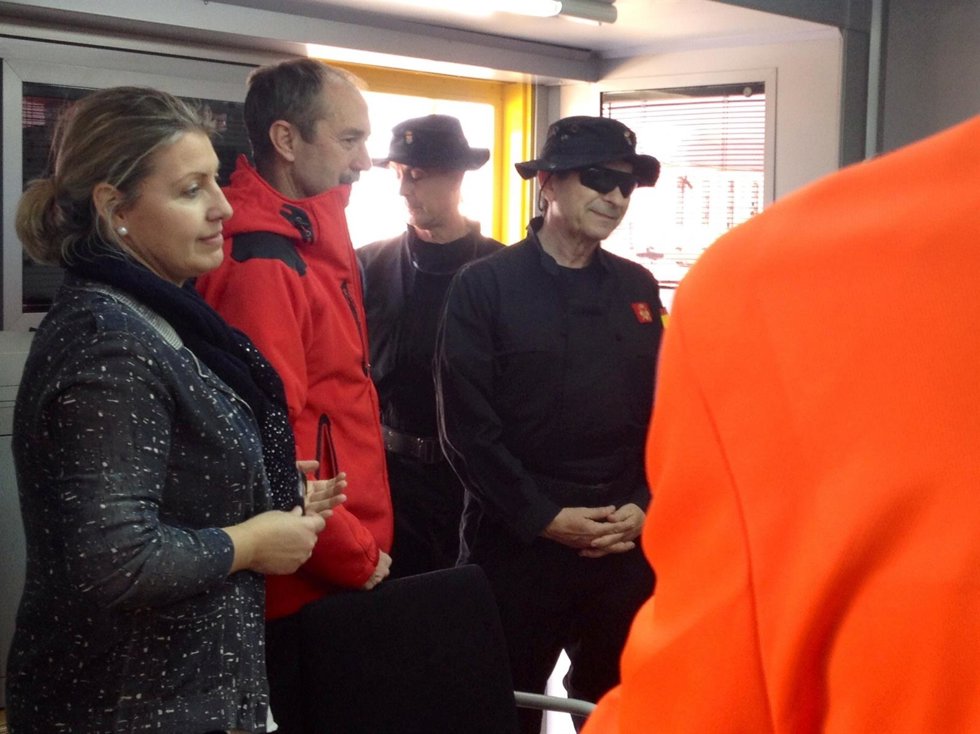 Visita del teniente general de la UME, César Muro.