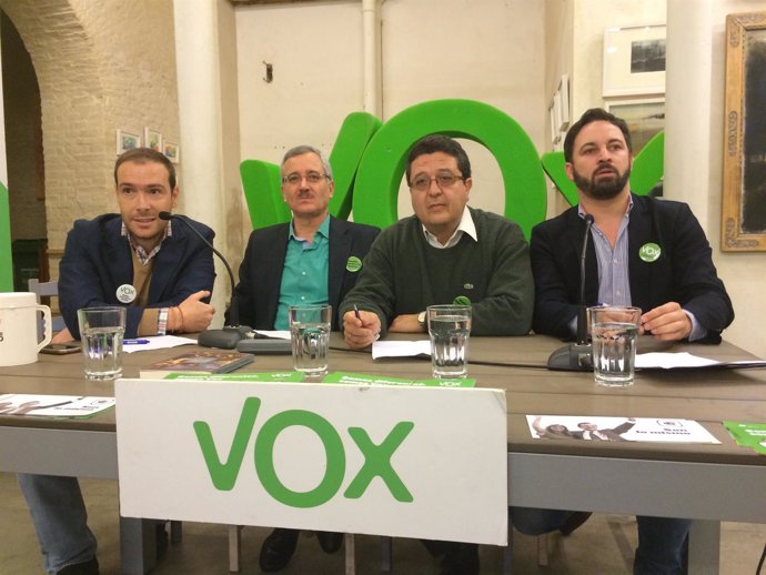Dirigentes de VOX este domingo en Sevilla