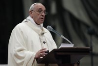 El Papa Francisco denuncia la "intolerable brutalidad" del Estado Islámico contra los cristianos