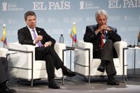 Felipe González urge a acelerar el diálogo de paz