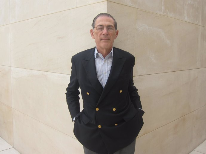 El director emérito del MET Philippe de Montebello