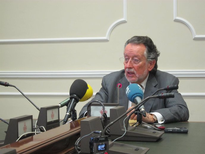 Alfonso Grau durante la rueda de prensa 