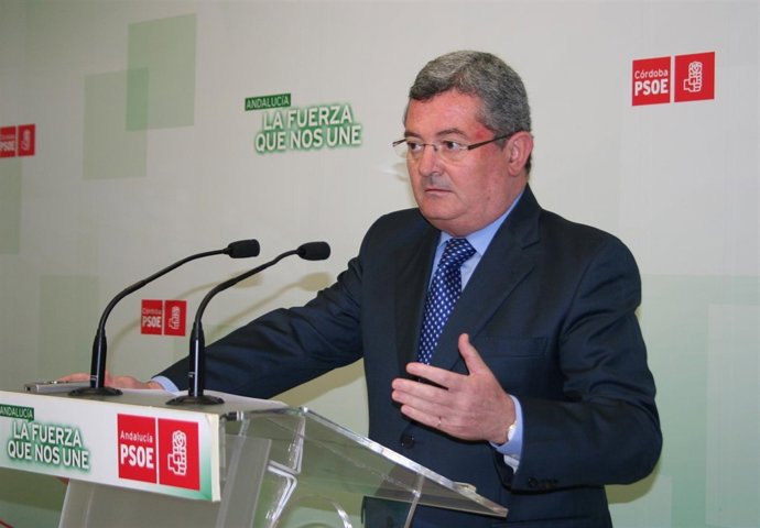 Jesús María Ruiz en la sede del PSOE de Córdoba